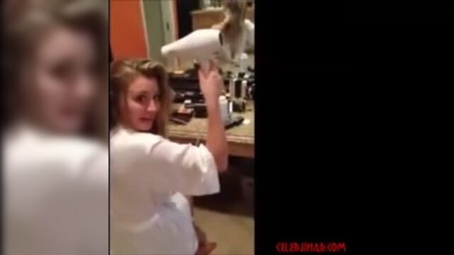KALEY CUOCO - LEAKED SEX TAPE