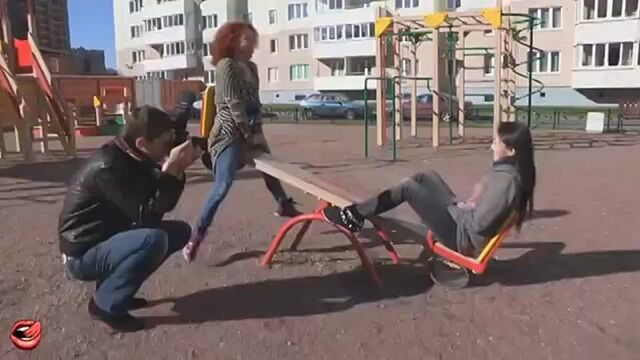 казашка и рыжая рус изб