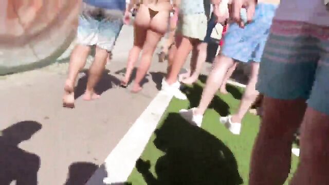 A blonde has sex with her boyfriend in a bikini