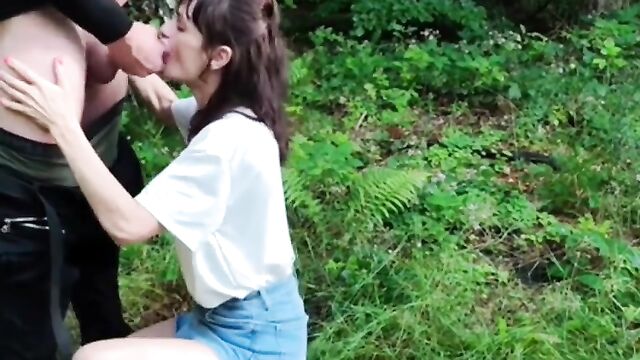 A mature Polish woman exposes herself in public and gets caught up in the moment