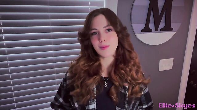 Mommy puts you in a trance (JOI) (ASMR) (ROLEPLAY)