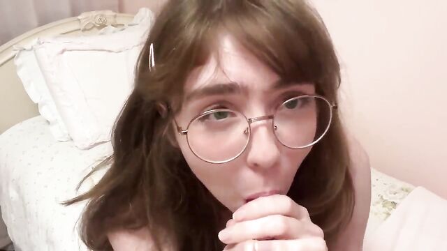 Talk dirty to me and make me cum with your filthy words