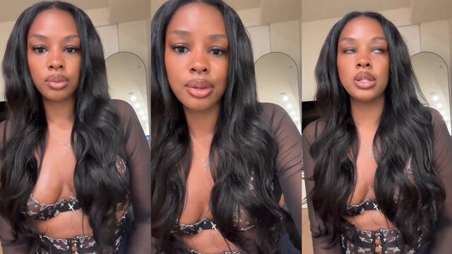 Braless ebony babe flashing big nipples on TikTok live