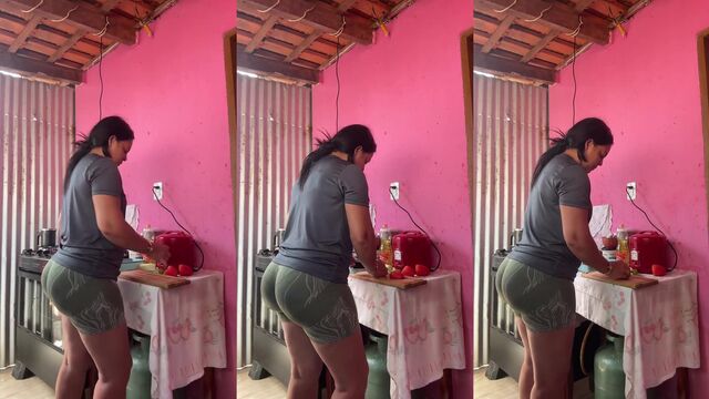 A fat rabbit enjoying itself on Instagram with juicy ass