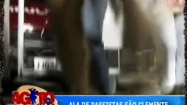Famosas brasileiras mostram seus seios e bumbum em Carnaval na TV Aberta