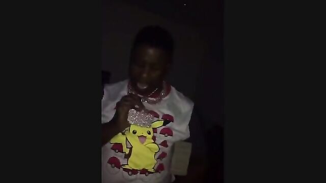 Big booty stripper shows off her twerking skills and more after hours