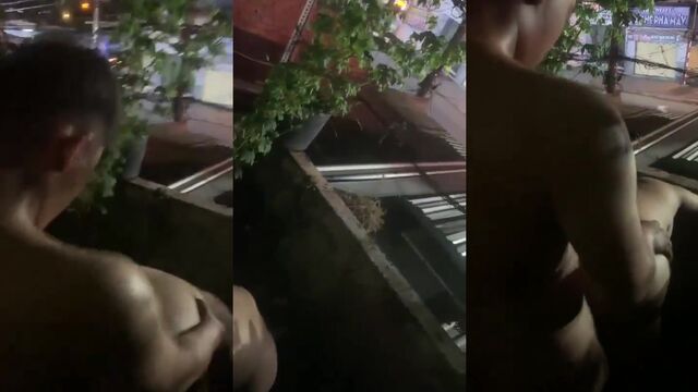 An Asian amateur couple has their first experience with homemade doggy style