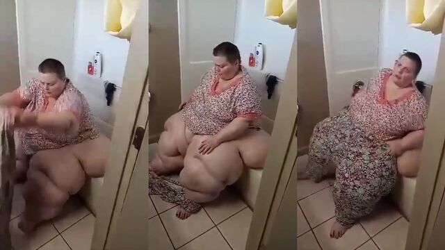 SSBBW Fatwaifu Bubblybooty shows off her fat belly and ass