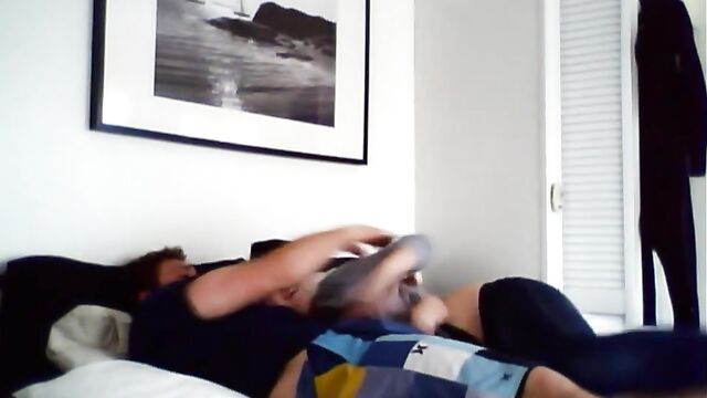 Rough sex with boyfriend on cam during college vacation