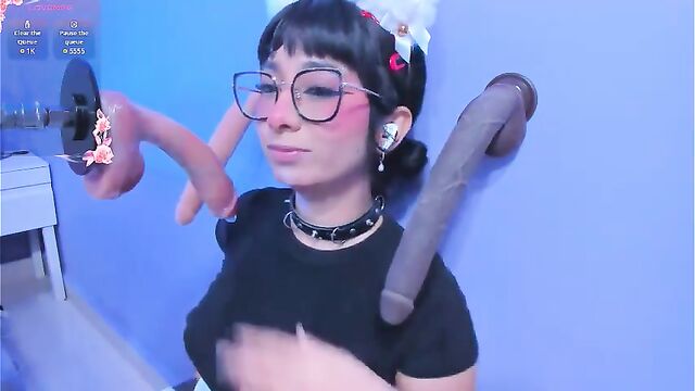 Kelsey Foxey gets her asshole gapped by horny Chaturbate VOD fans