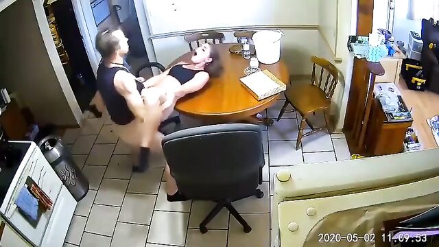Hot Argentinean MILF caught under skirt on hidden camera