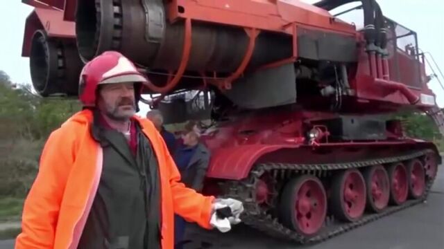 Самая мощная пожарная машина в мире