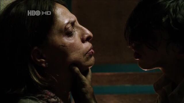 Veronica Falcon in Sr Ávila S01E01-02